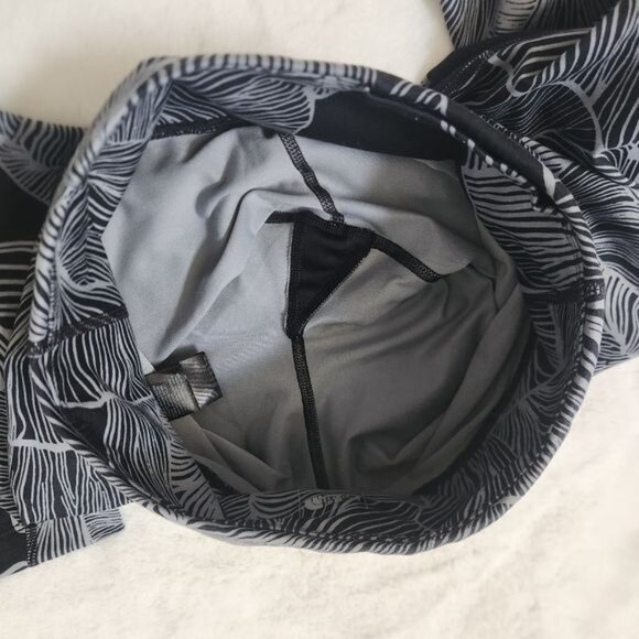 The north Face leggings size M - Picture 8 of 13